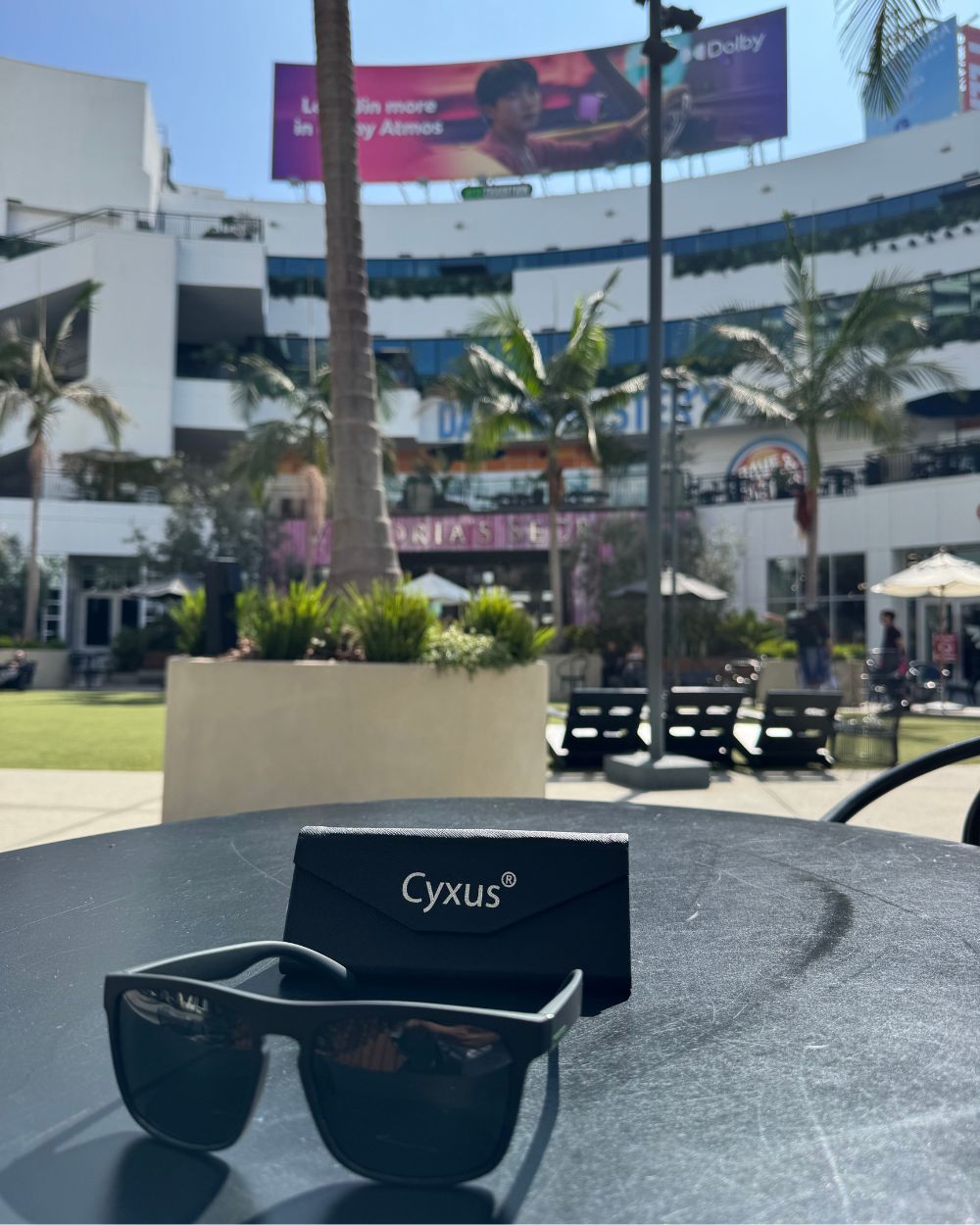 Lunettes de soleil polarisées Cyxus pour les hommes Frame légère UV400 Protection Square Sun Verres
