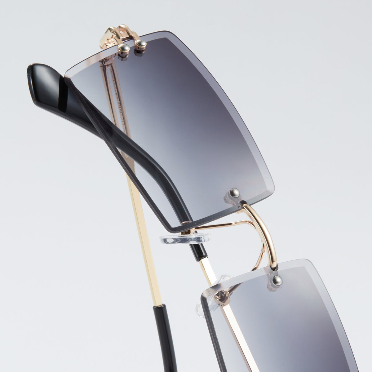 Non Polarized Sunglasses 1061 - Cyxus